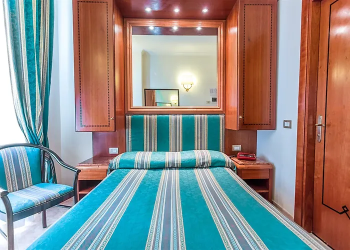 Raeli Lux Hotel Rome