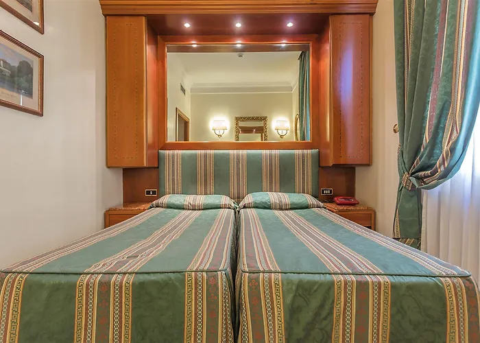Raeli Lux 4* Rome