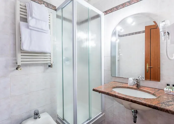 Raeli Lux Hotel Rome
